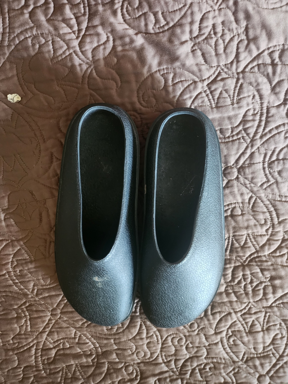 Black Polyurethane  Slip-On  Mules